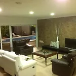 Estupendo En Con Piscina *