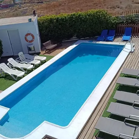 Estupendo En Con Piscina Feriehus *